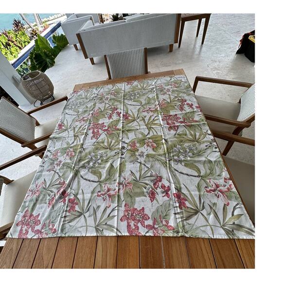 Tommy Bahama Paradise Point Tablecloth Printed Cotton/Poly Blend Muted Clr 47x53 - Picture 2 of 7